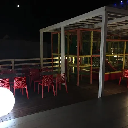 Gościnne Dask Aqua Nocleg ze śniadaniem 3*