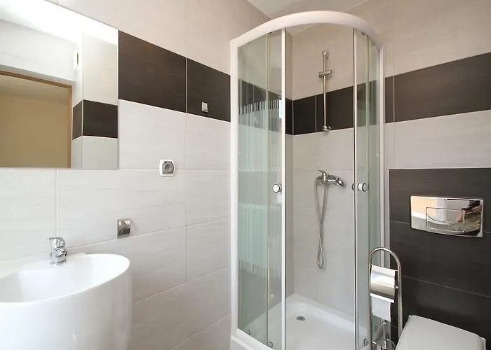 Gościnne Dask Aqua Nocleg ze śniadaniem 3*